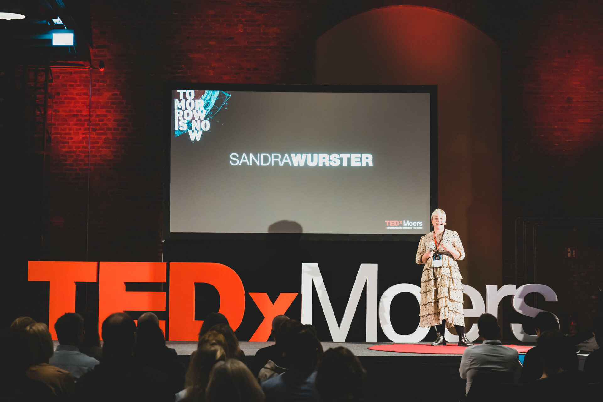 Sandra Wurster @TEDxMoers 2020: Es wird heller, wenn wir gemeinsam leuchten